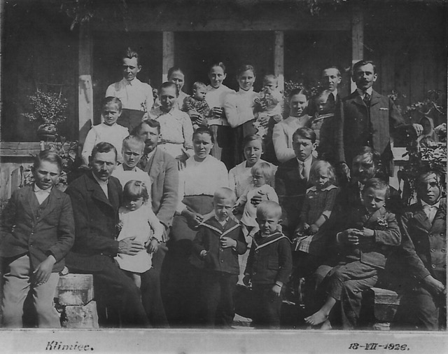 Großfamilie Grüdl in Klimiec am 18. Juli 1928