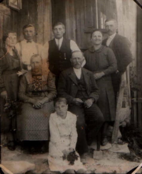 Drechsler-Familie aus Annaberg um 1935