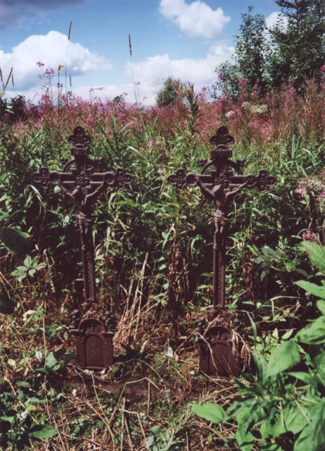 Friedhof Felizienthal, links: Andreas Mathy, *1879; rechts: Vinzenz Mathy, *1856
